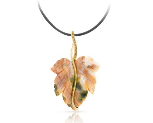 hanger Van Nature, jaspis en saffier